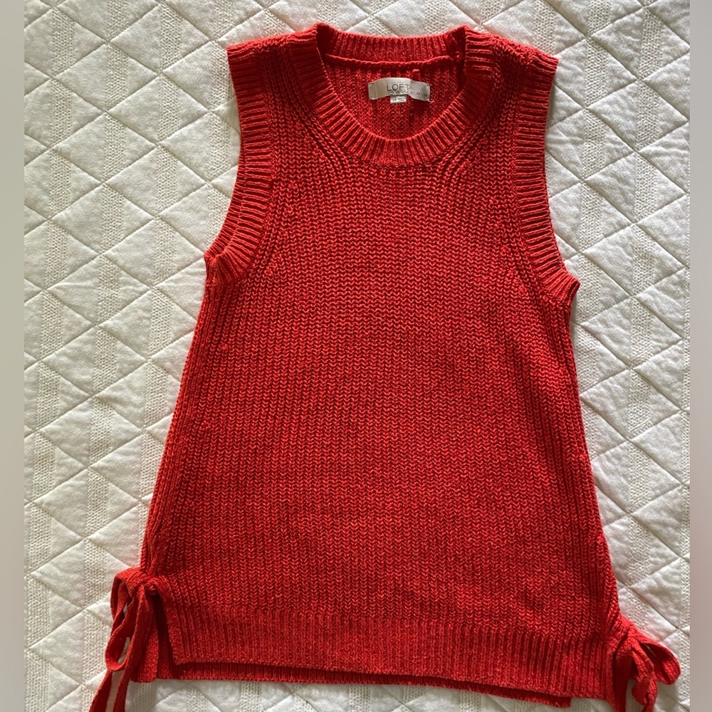 Loft Small petites Bright red chunky knit sleeveless sweater